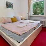 Am Gunzenbach Nyaraló